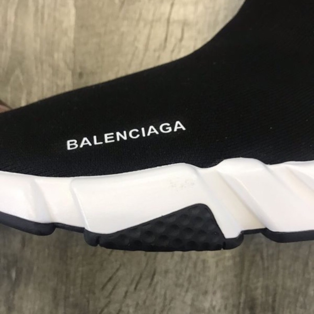 Balenciaga bag and sneakers - Picture 2 of 5
